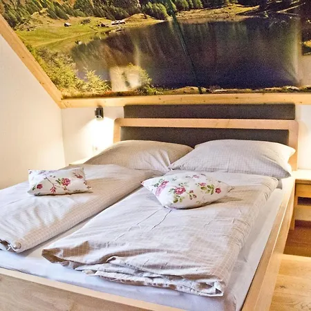 Waldesruh/halseralm Guest house *