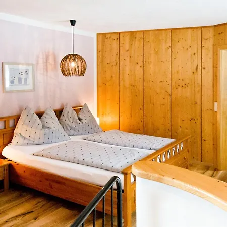 Waldesruh/halseralm Vendégház