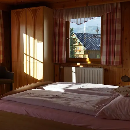 Waldesruh/halseralm Guest house *